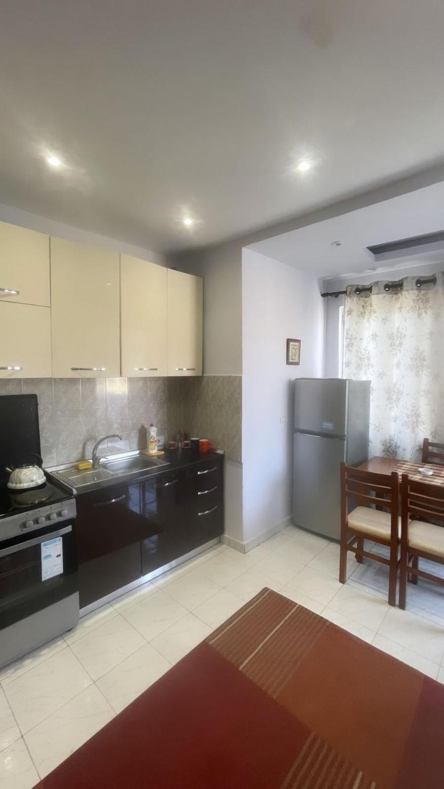 E&B Cosy Apartment تيرانا المظهر الخارجي الصورة